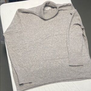 Elegant Women's Gray Turtleneck Sweater